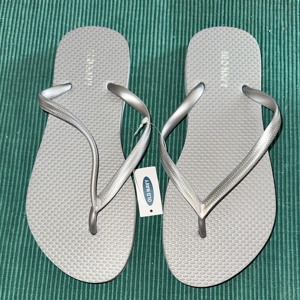 Old Navy Flip Flops